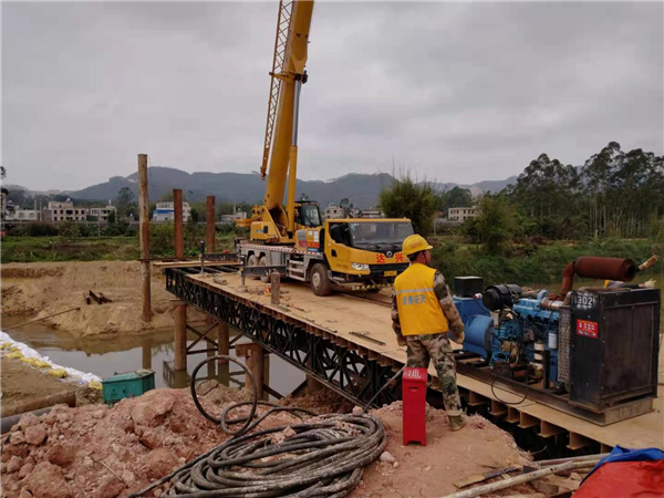 湖南拓天路橋工程機械有限公司,湖南路橋設施設計,湖南路橋設施銷(xiāo)售,路橋建設